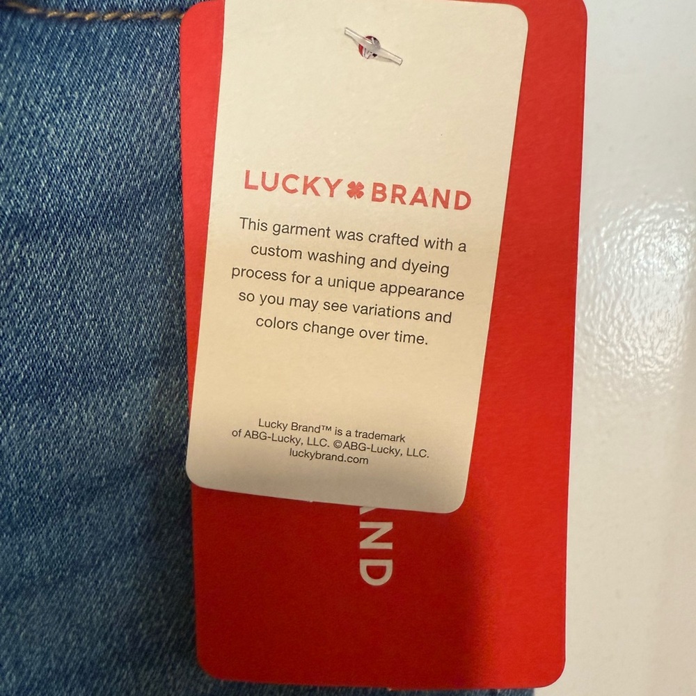 Lucky Brand Coldwater pull on jeans size 5 - Picture 4 of 7